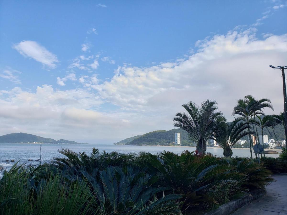 Apartamento Maré Mansa a 30 metros da praia Mansa em Caiobá com Wifi Matinhos Esterno foto