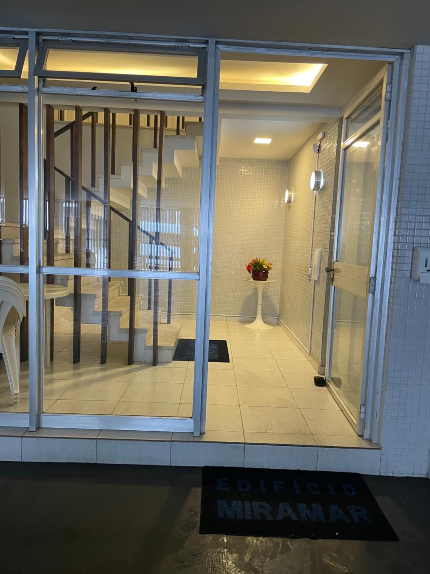 Apartamento Maré Mansa a 30 metros da praia Mansa em Caiobá com Wifi Matinhos Esterno foto