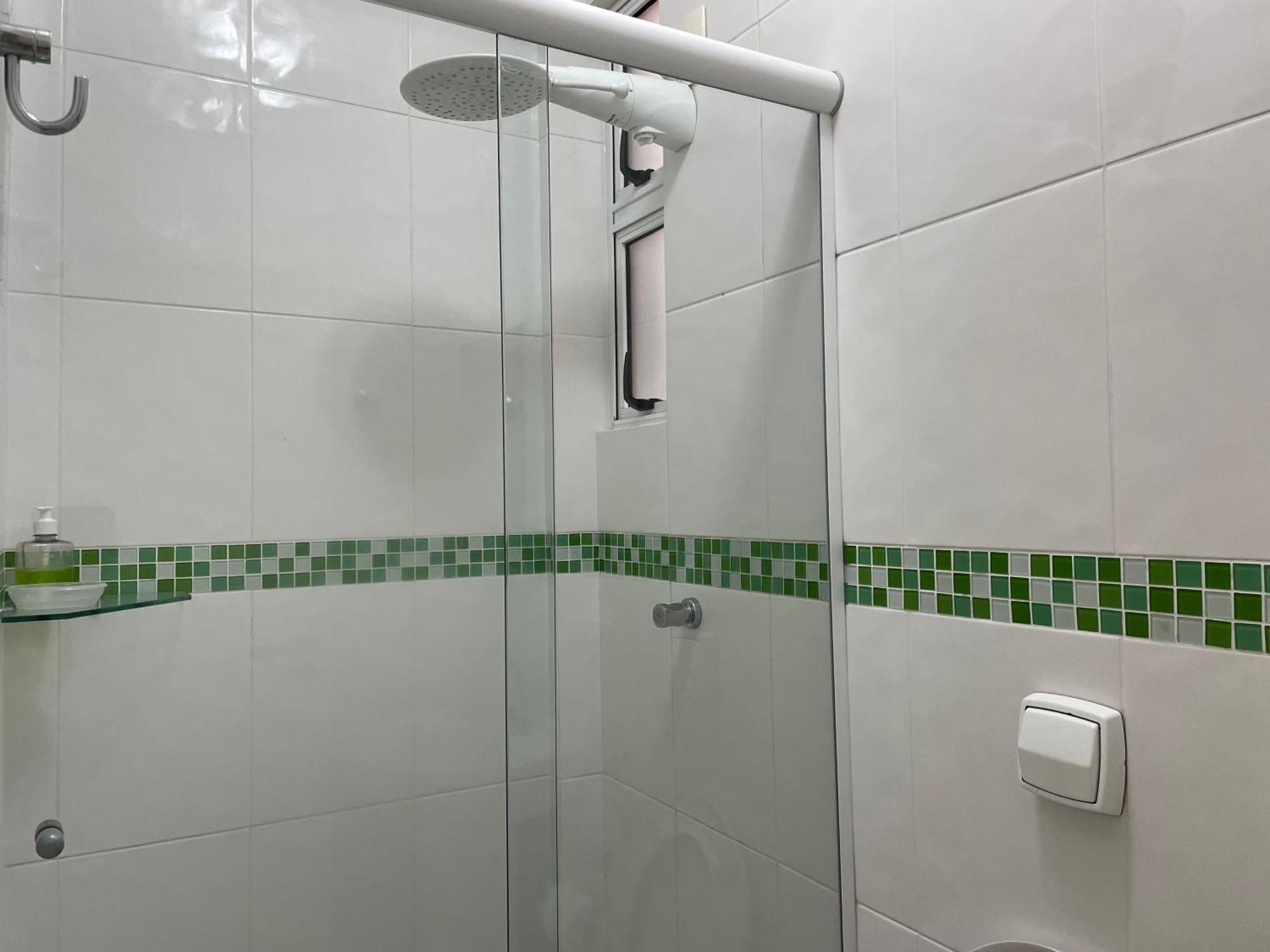 Apartamento Maré Mansa a 30 metros da praia Mansa em Caiobá com Wifi Matinhos Esterno foto